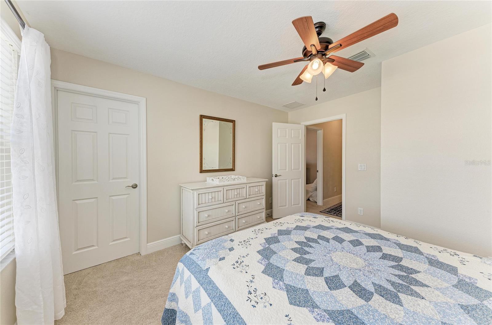 Image 29 of 37 For 7844 52nd Terrace E