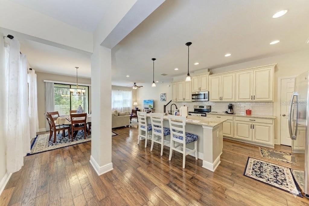 Image 6 of 37 For 7844 52nd Terrace E