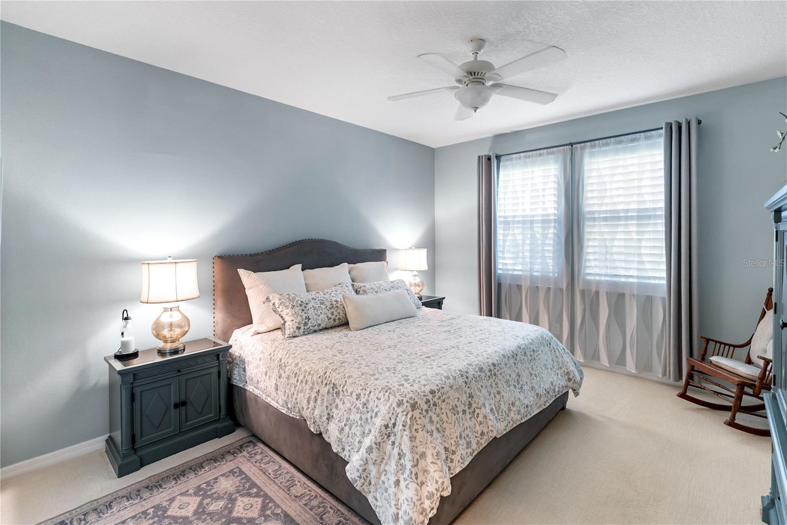 Image 15 of 33 For 728 Rosemary Circle