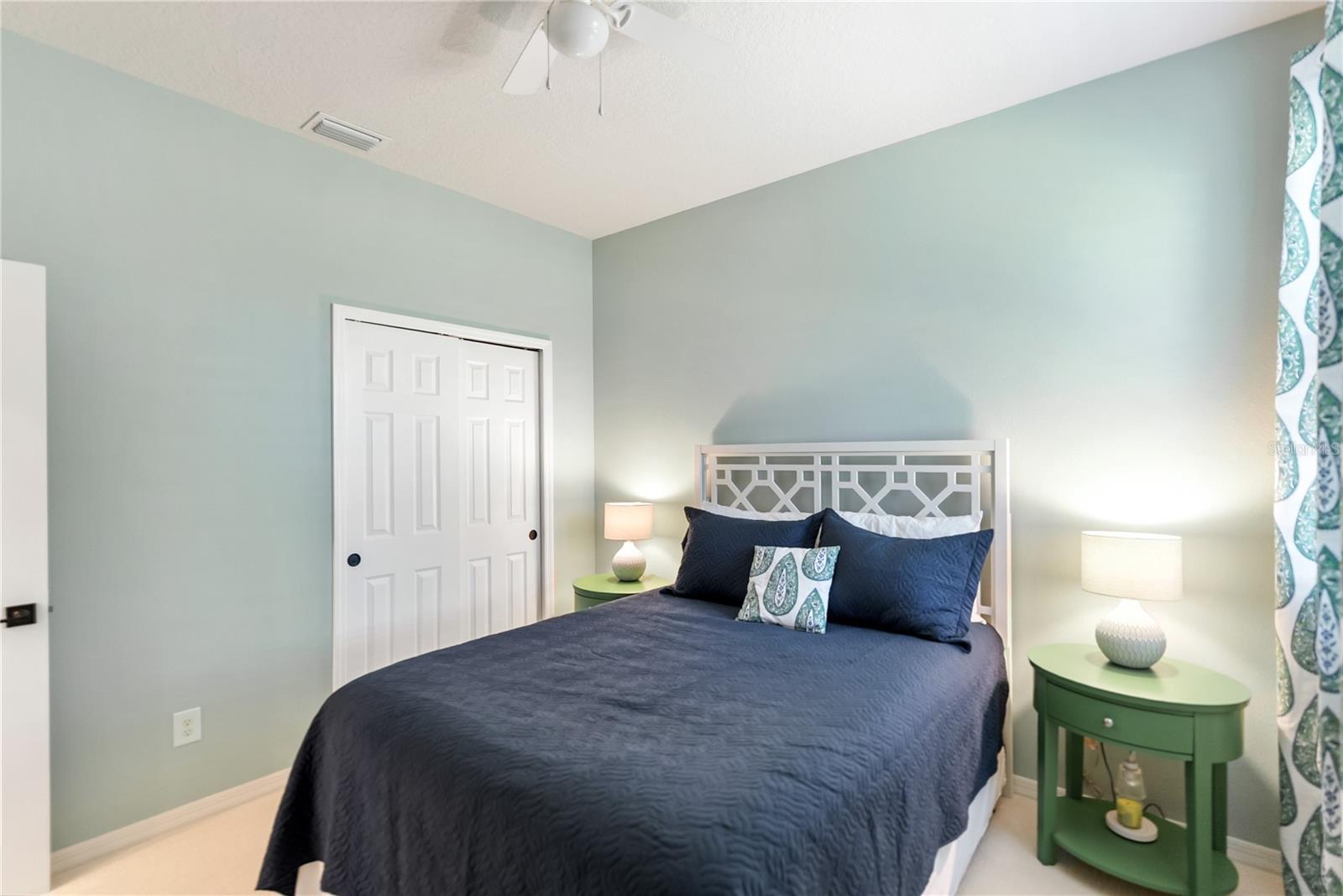 Image 19 of 33 For 728 Rosemary Circle