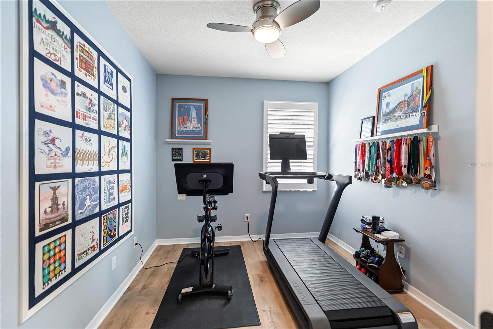 Image 24 of 33 For 728 Rosemary Circle