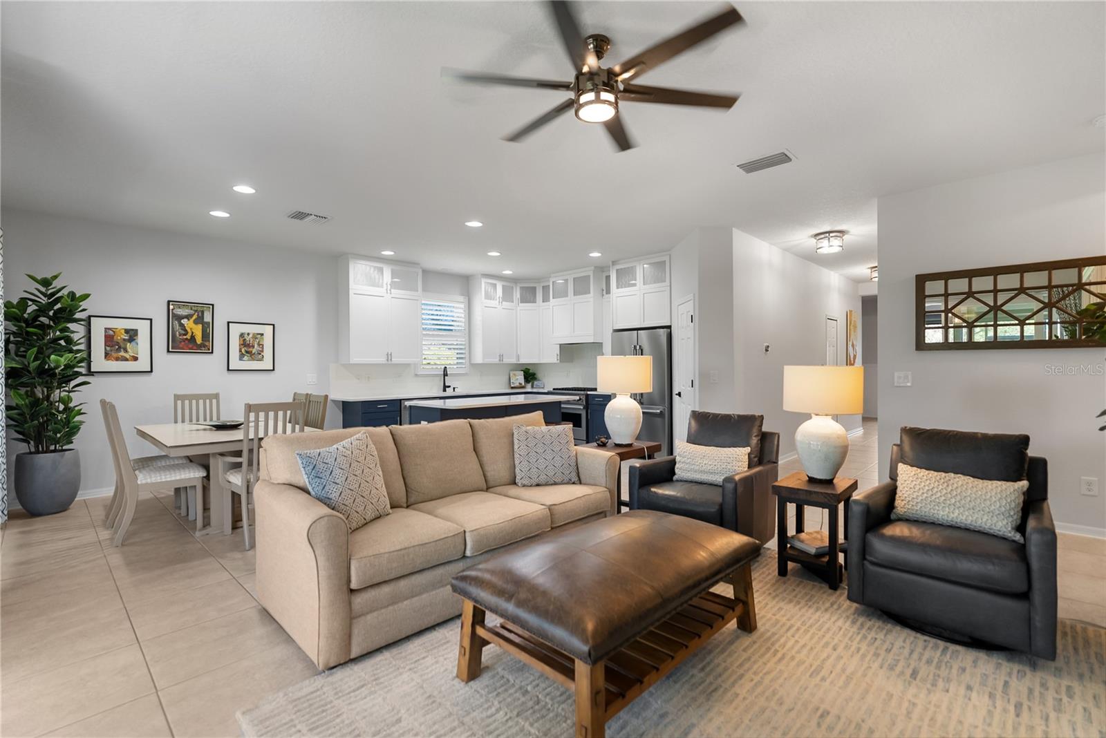 Image 6 of 33 For 728 Rosemary Circle