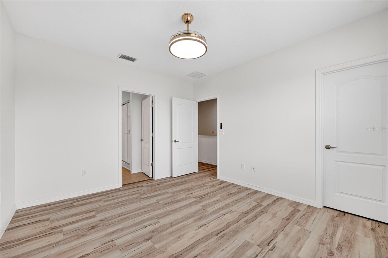 Image 16 of 41 For 8667 Canyon Creek Trail