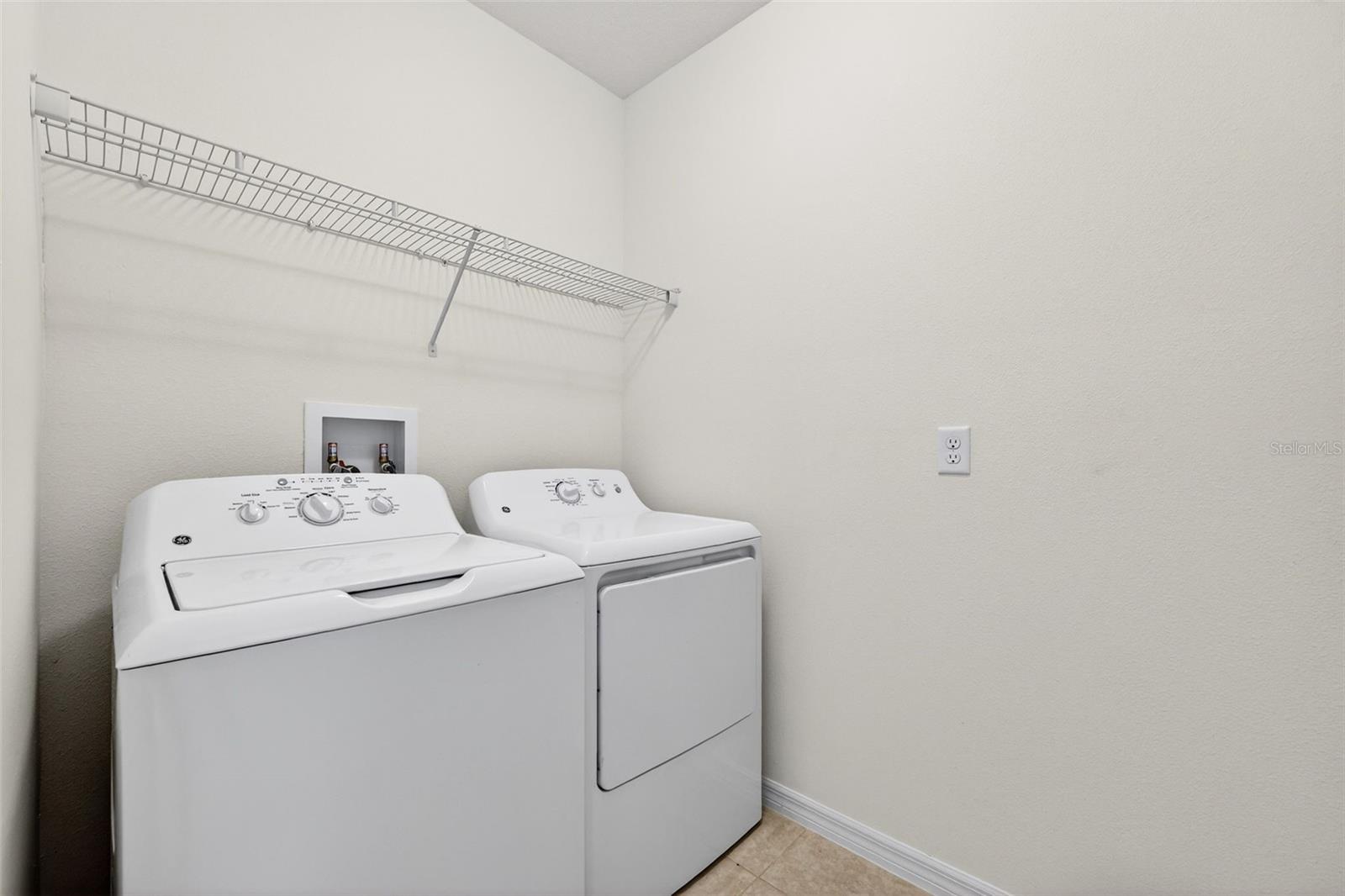 Image 19 of 41 For 8667 Canyon Creek Trail