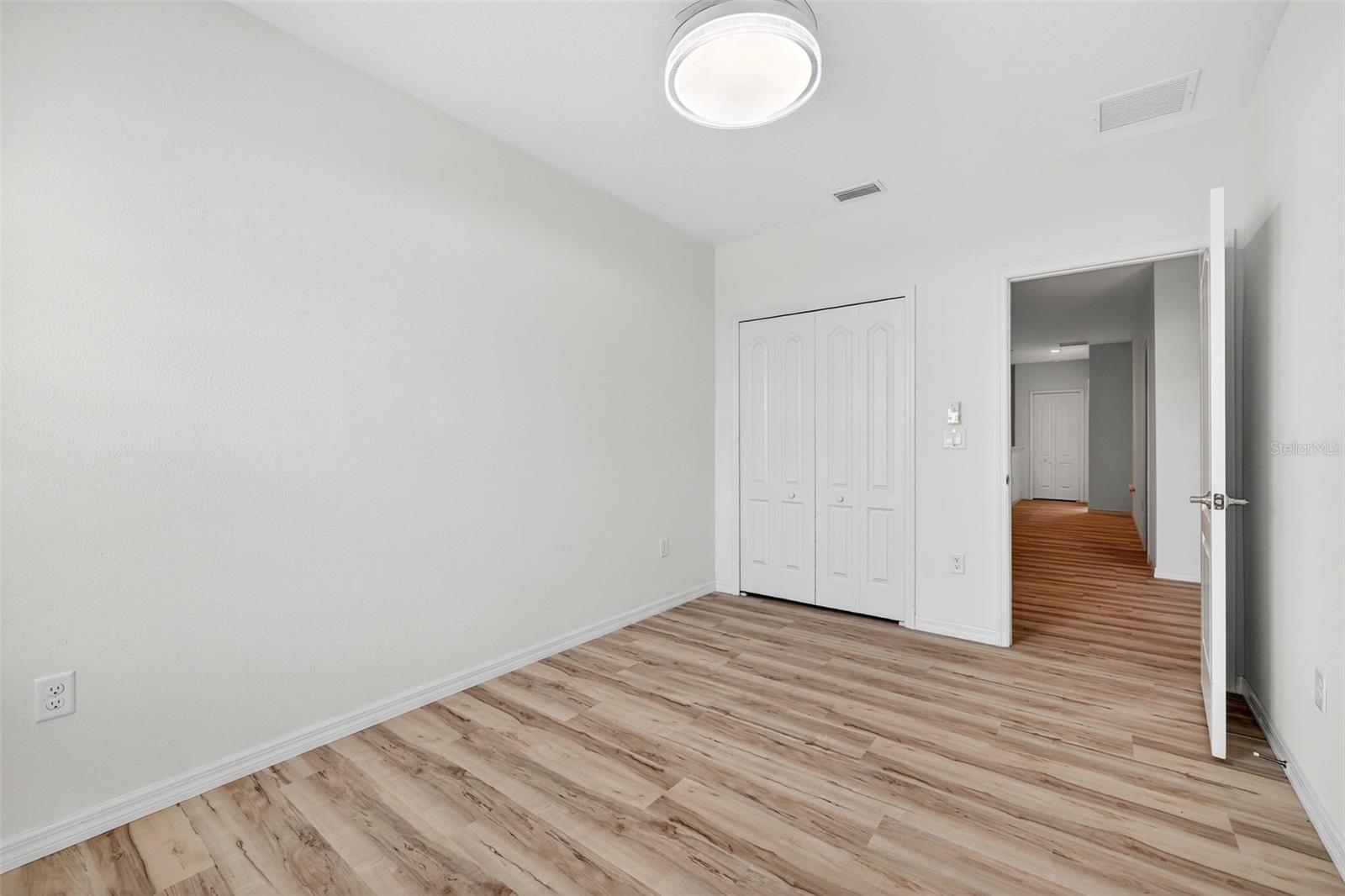 Image 23 of 41 For 8667 Canyon Creek Trail