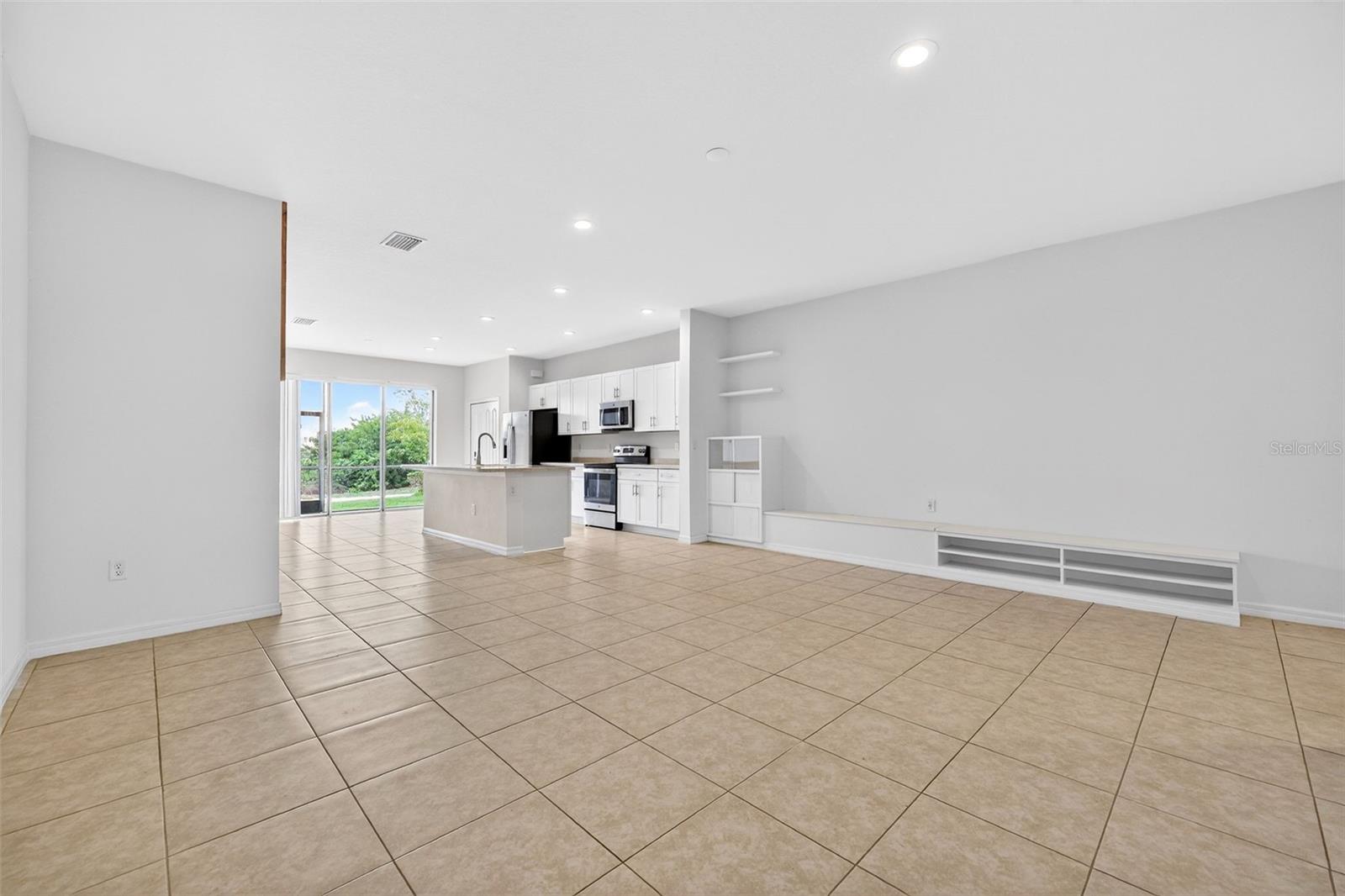 Image 9 of 41 For 8667 Canyon Creek Trail