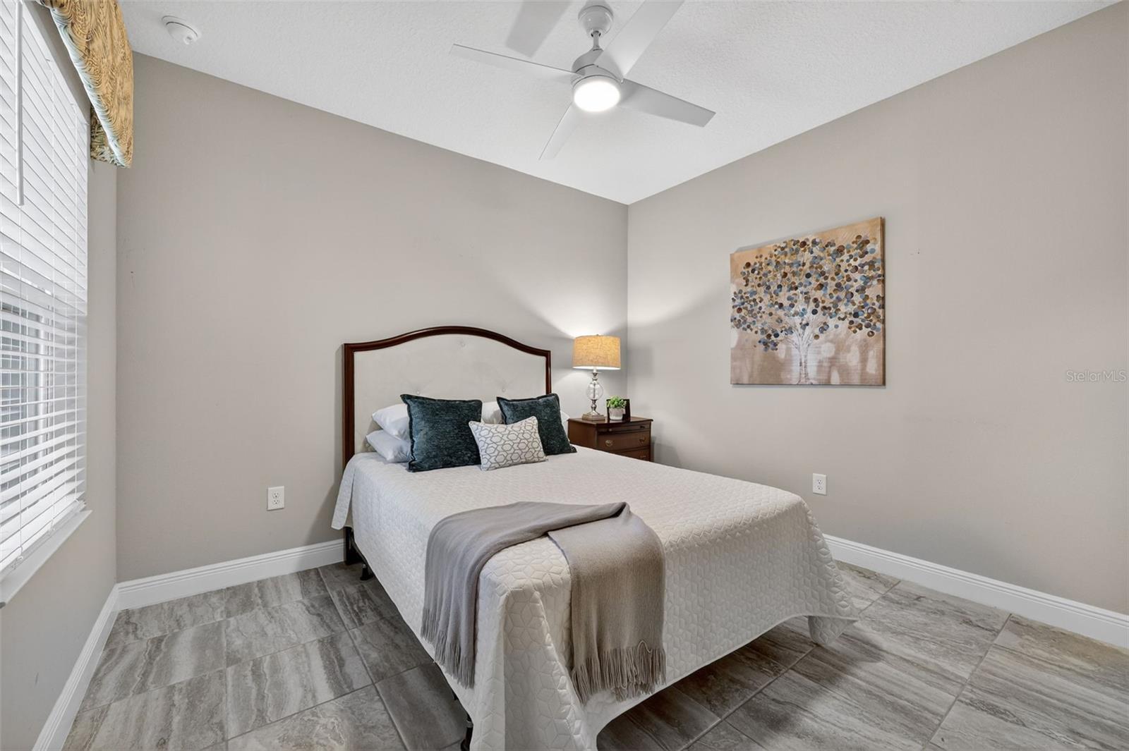 Image 21 of 55 For 4412 Star Apple Terrace