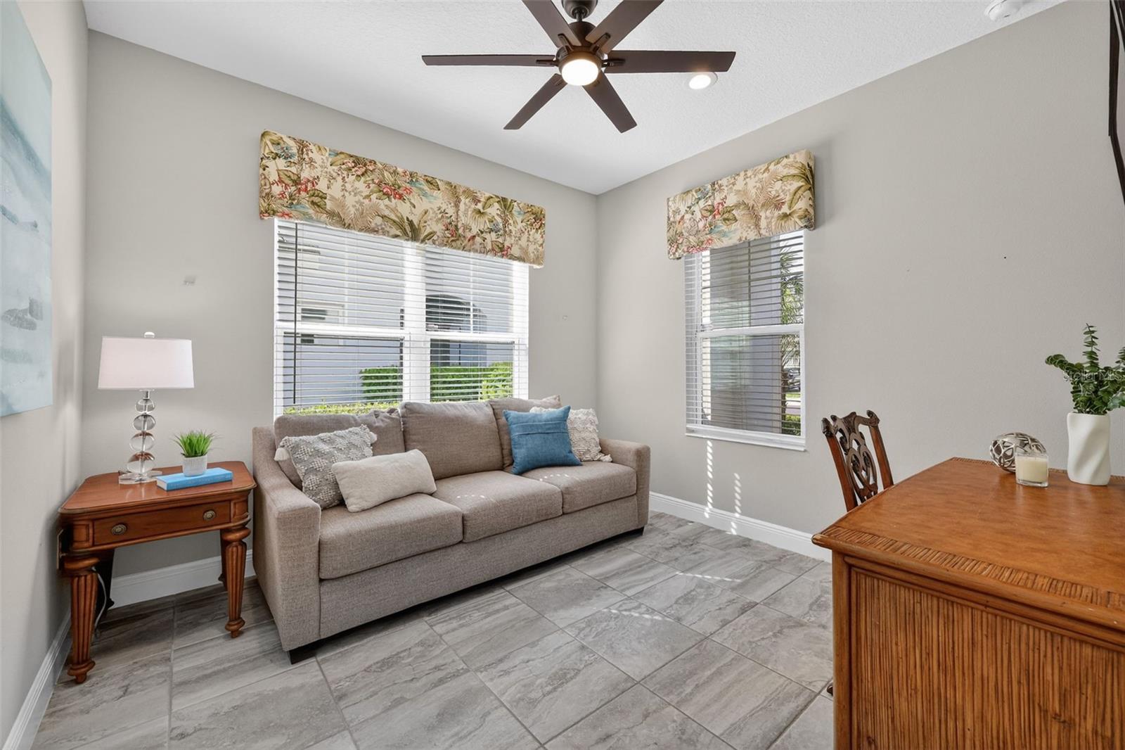 Image 22 of 55 For 4412 Star Apple Terrace