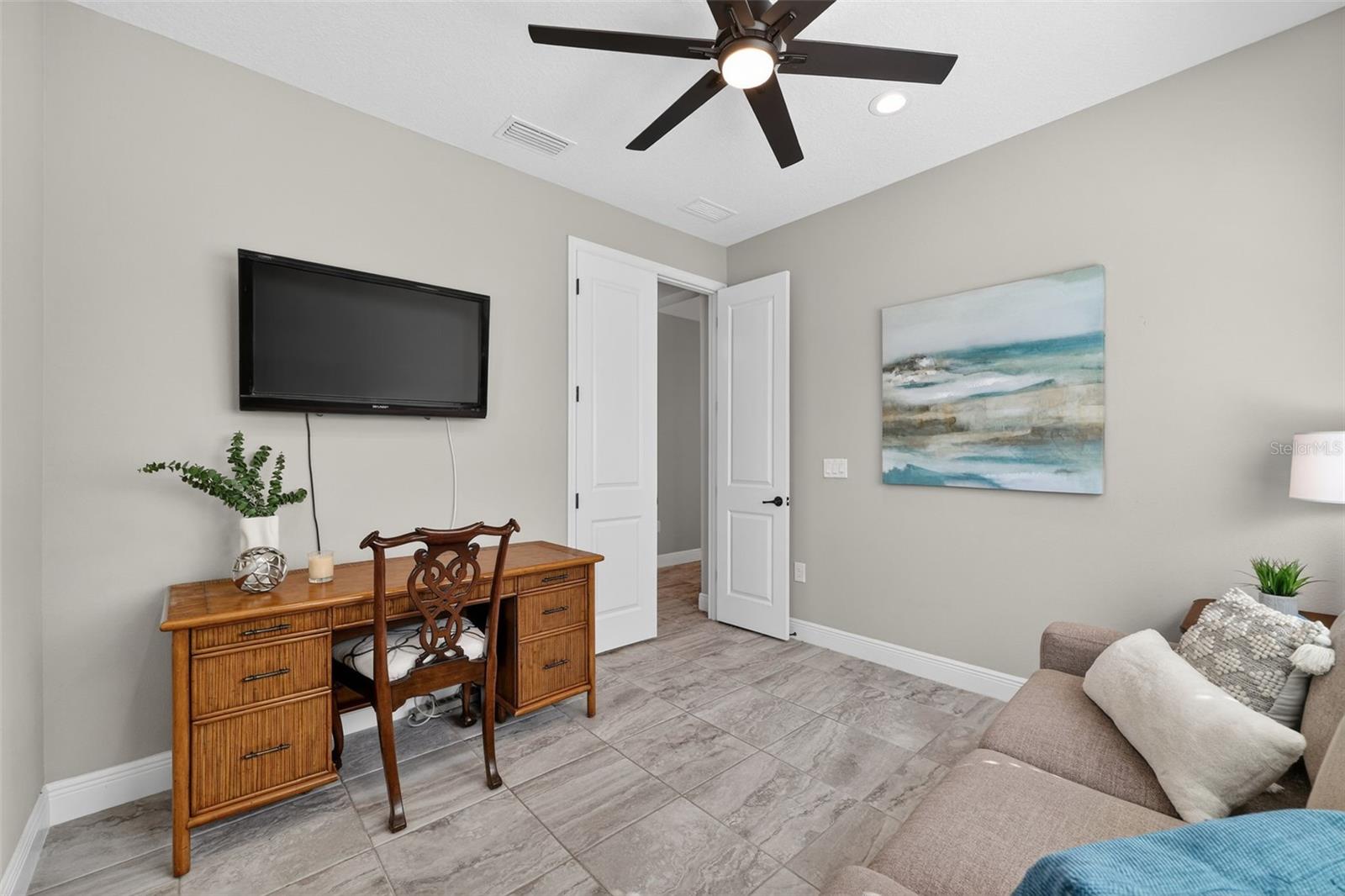 Image 23 of 55 For 4412 Star Apple Terrace