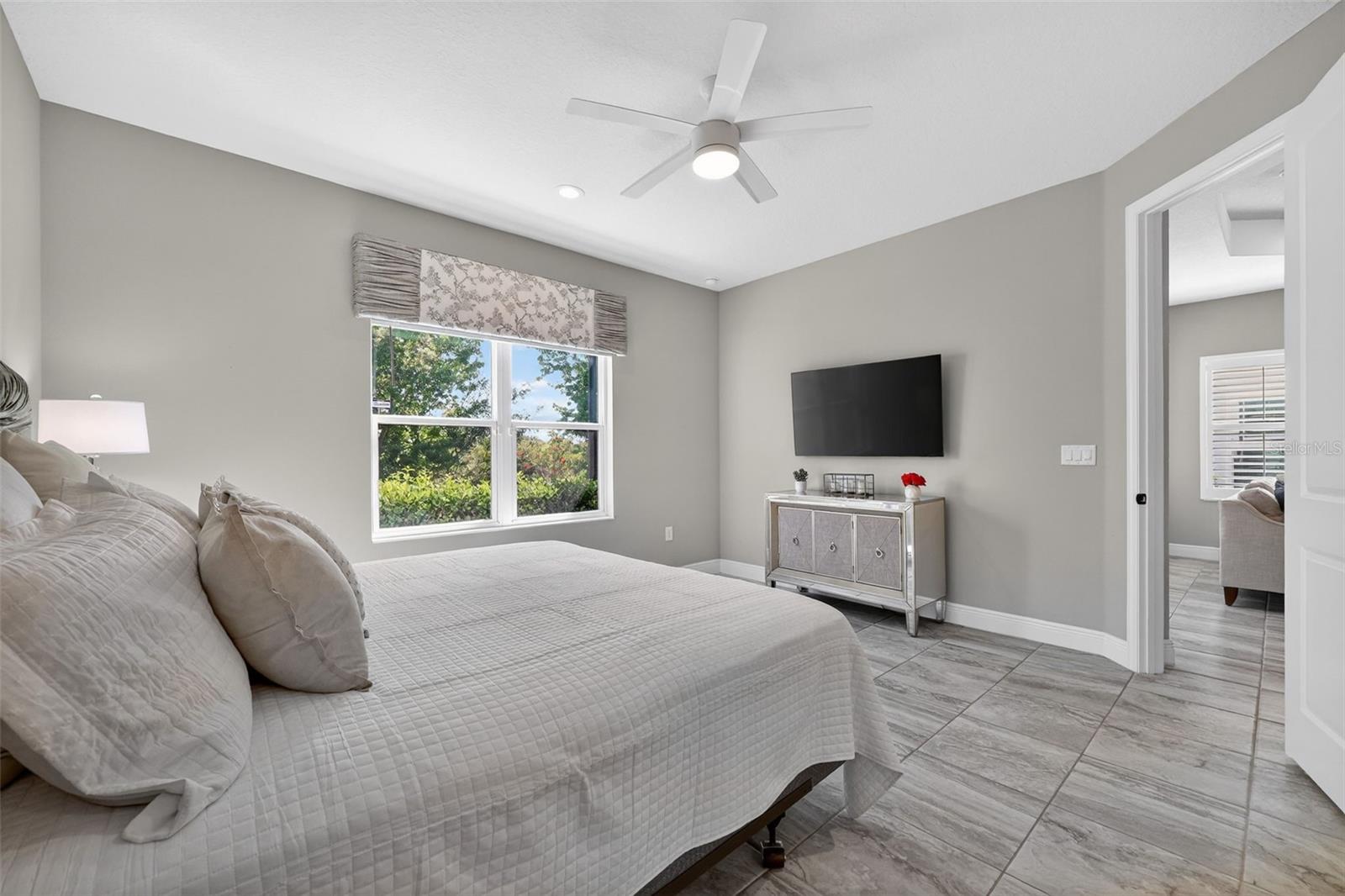 Image 26 of 55 For 4412 Star Apple Terrace