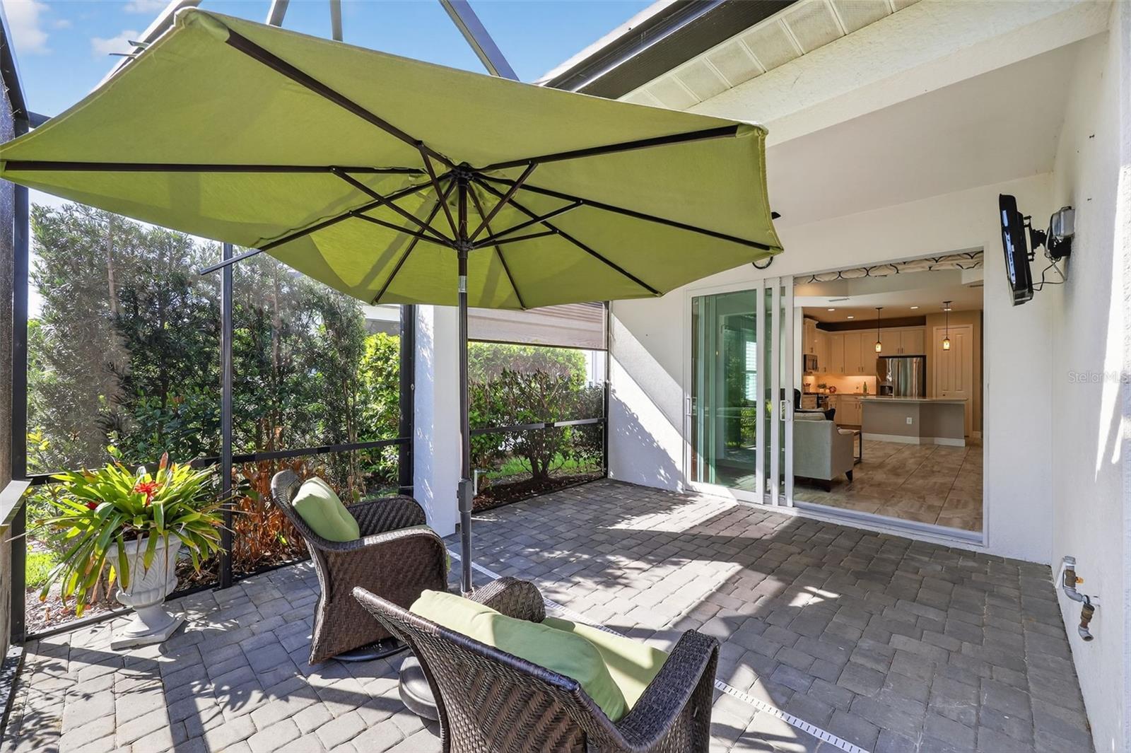 Image 31 of 55 For 4412 Star Apple Terrace