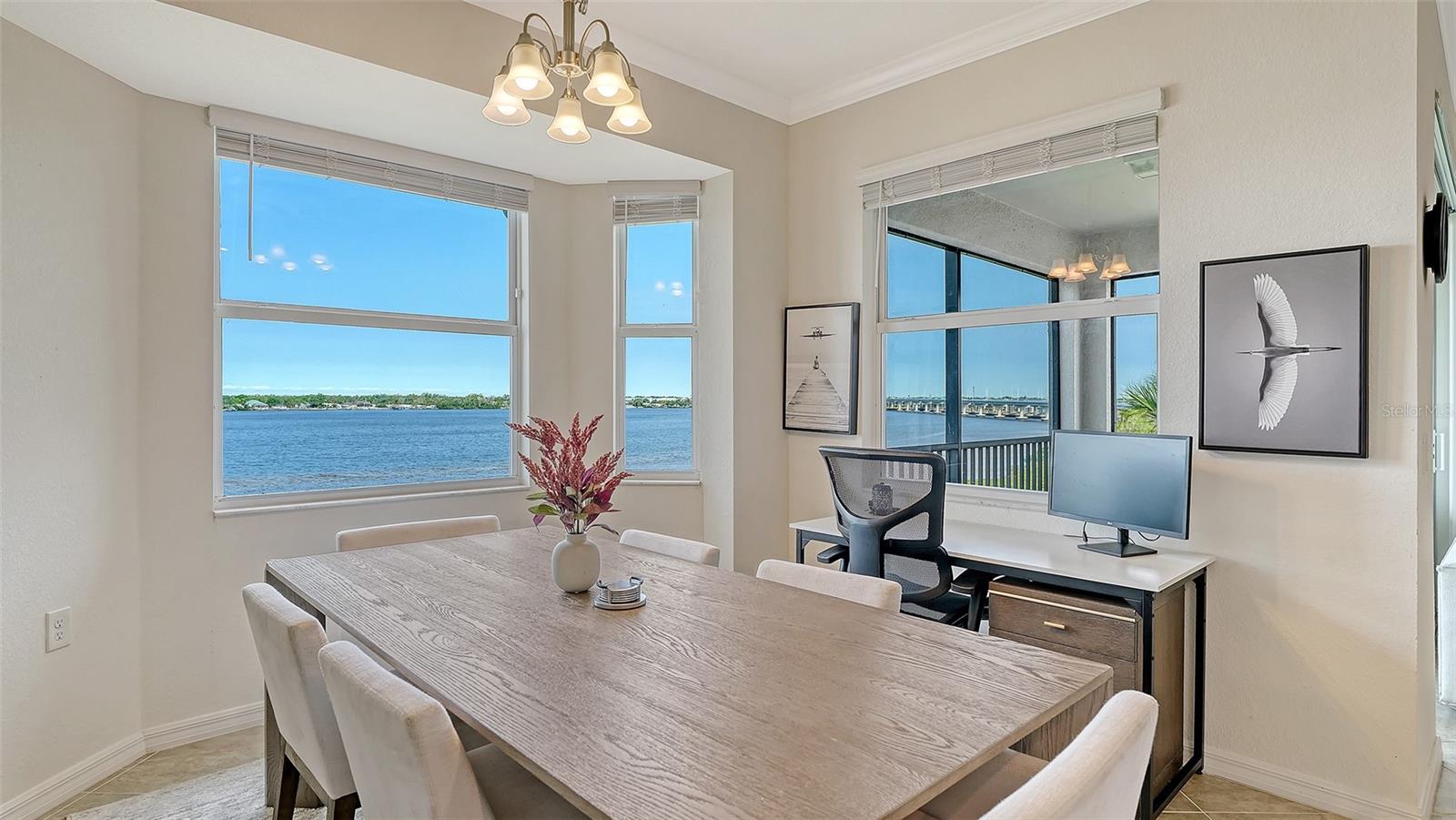 Image 15 of 67 For 1010 Tidewater Shores Loop 406