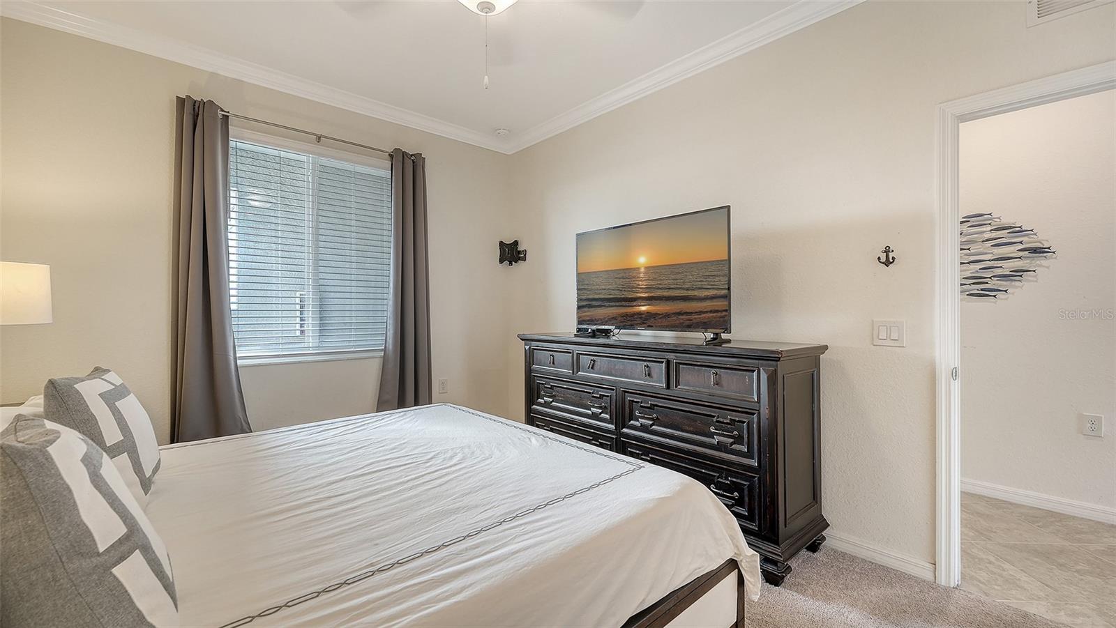 Image 21 of 67 For 1010 Tidewater Shores Loop 406