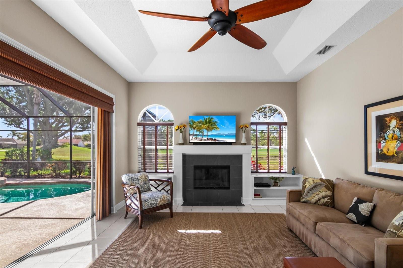 Image 16 of 56 For 1994 White Feather Lane