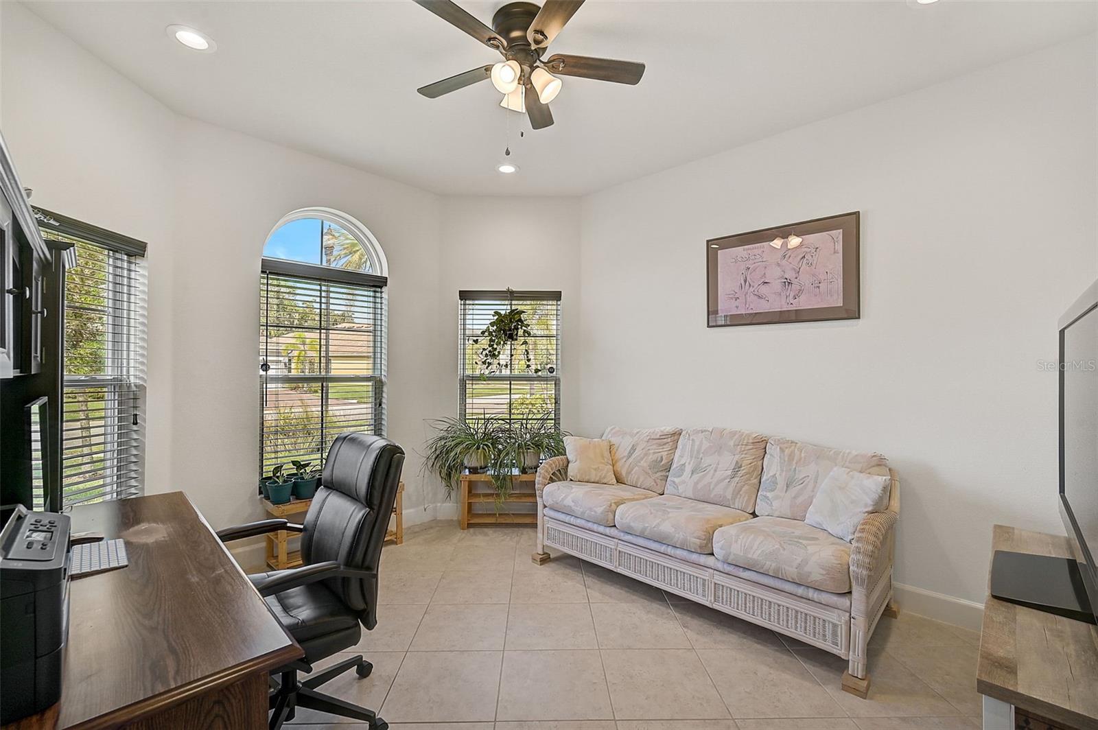 Image 9 of 31 For 5514 69th Place E