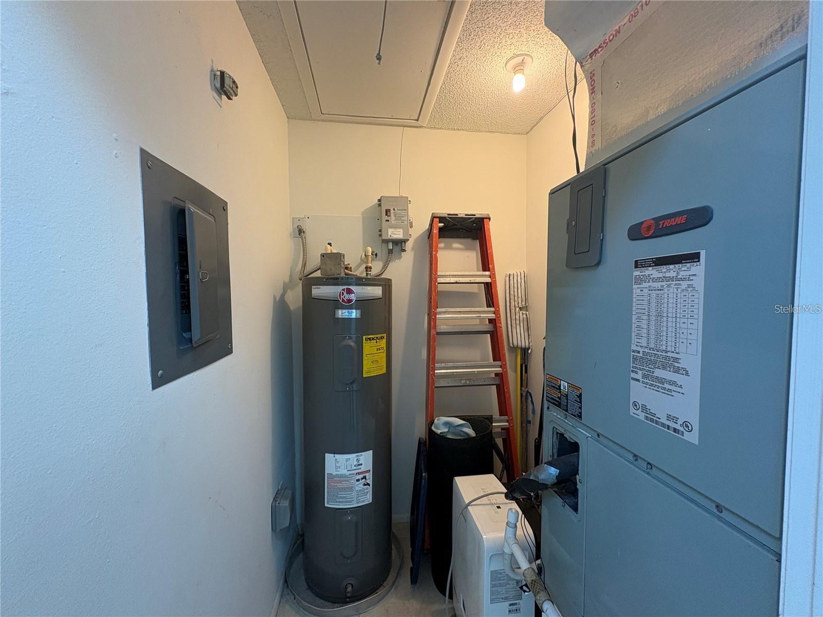 Image 29 of 37 For 7234 Cloister Drive 7234