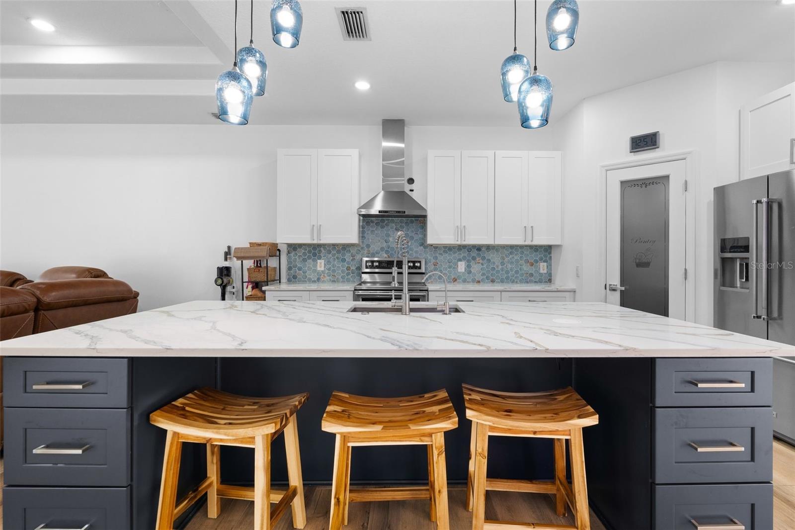 Image 15 of 69 For 11439 57th Street E