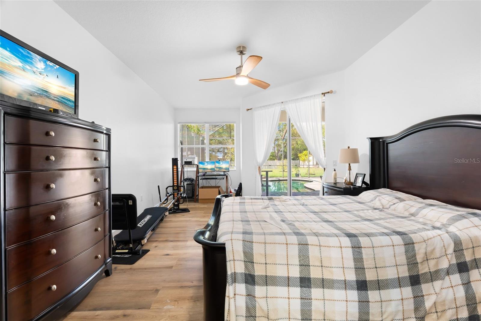 Image 20 of 69 For 11439 57th Street E