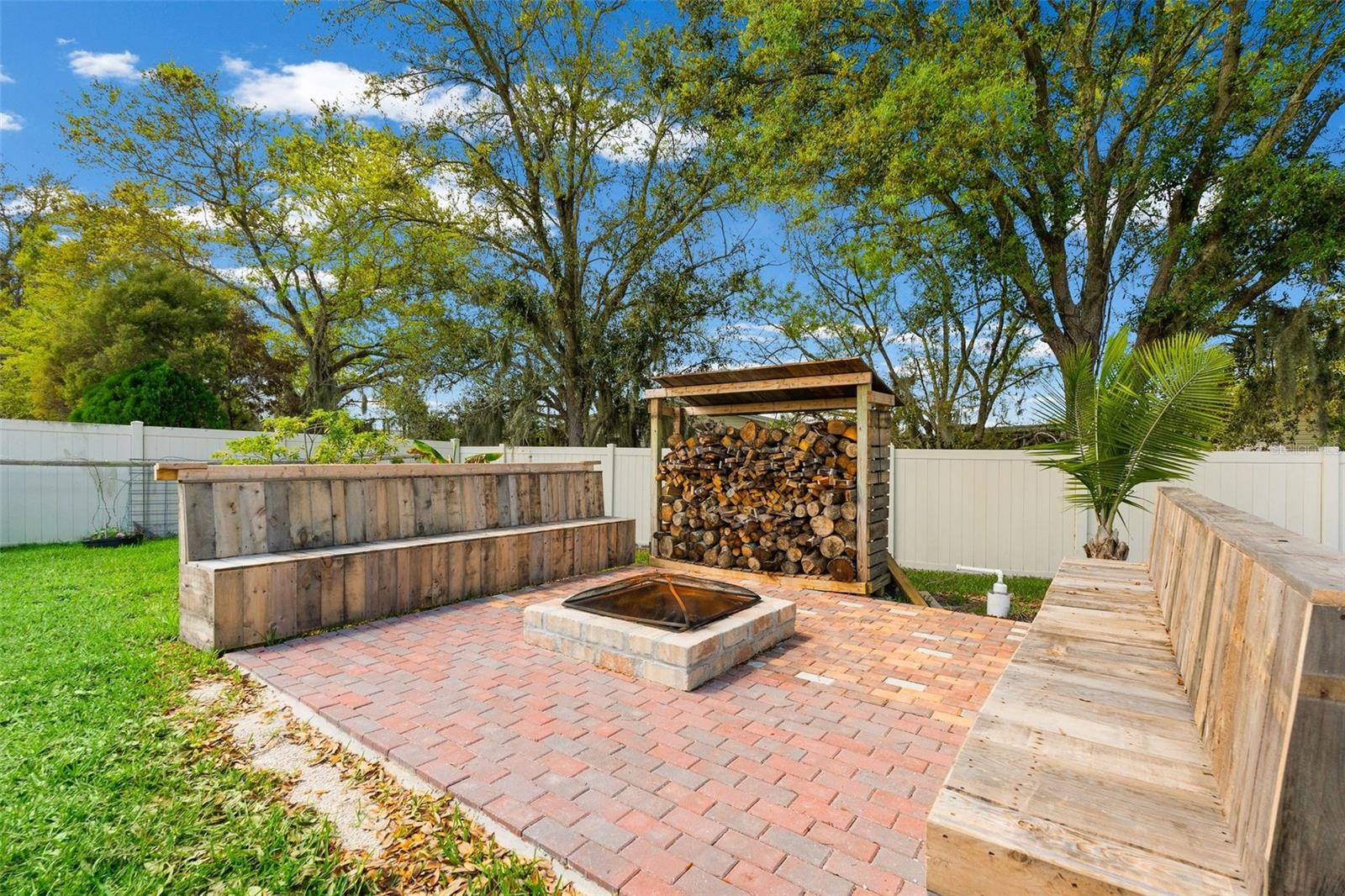 Image 5 of 69 For 11439 57th Street E