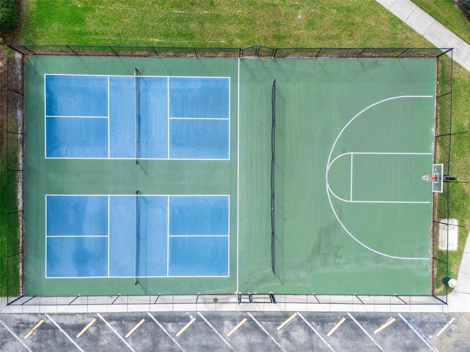 Image 60 of 69 For 11439 57th Street E