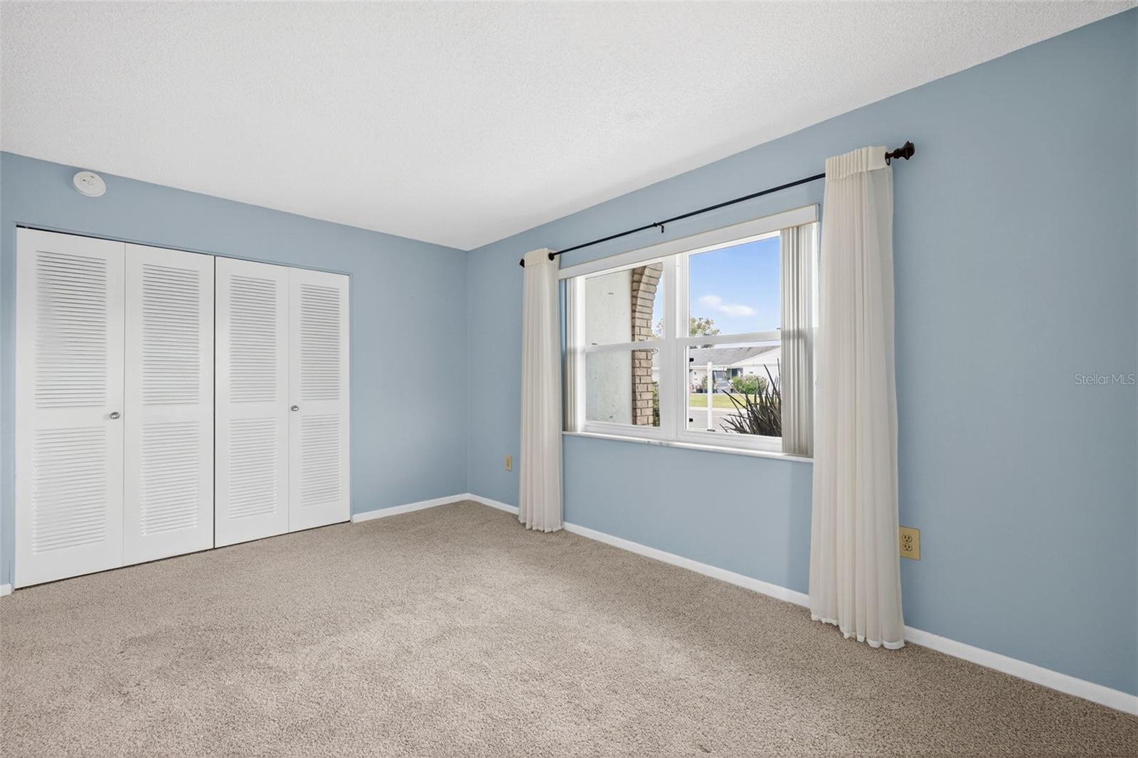 Image 14 of 49 For 1529 Allegheny Drive