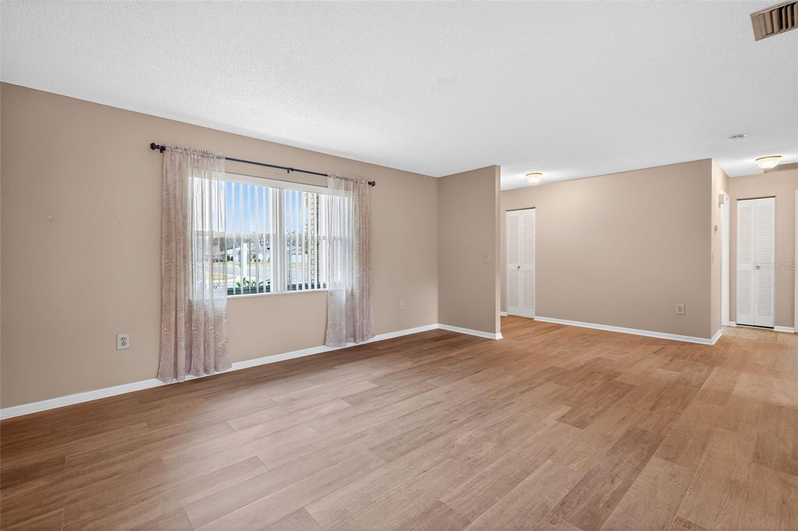 Image 21 of 49 For 1529 Allegheny Drive