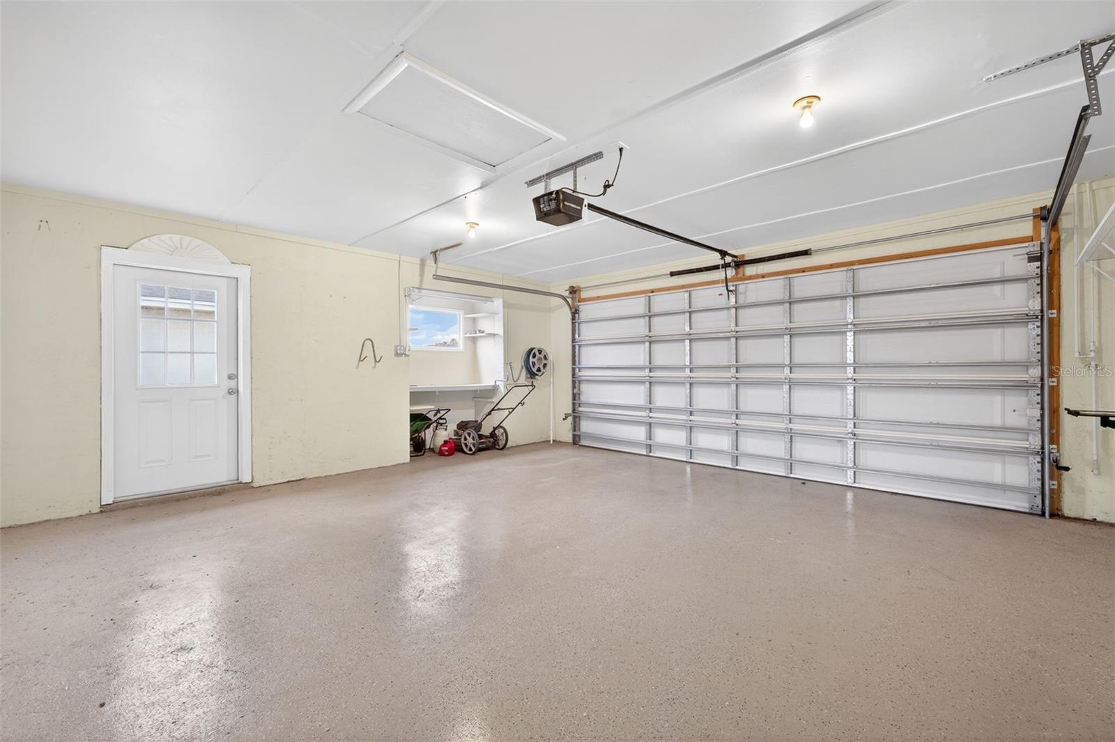 Image 24 of 49 For 1529 Allegheny Drive