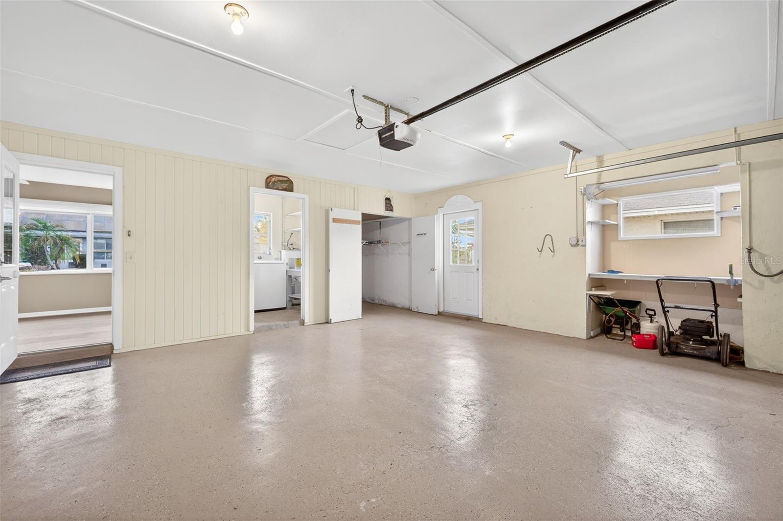 Image 25 of 49 For 1529 Allegheny Drive