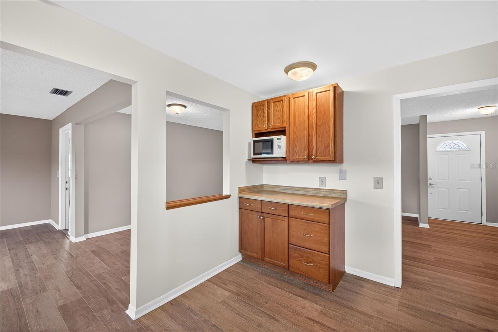 Image 9 of 49 For 1529 Allegheny Drive