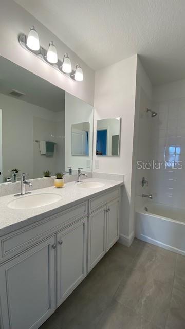 Image 18 of 53 For 13845 Old Creek Court