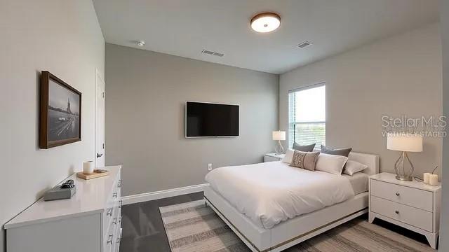 Image 20 of 53 For 13845 Old Creek Court