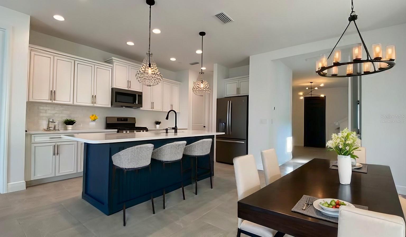 Image 5 of 53 For 13845 Old Creek Court