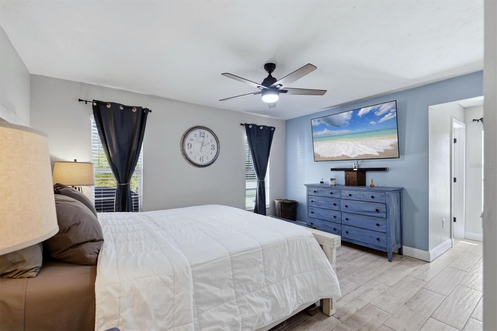 Image 24 of 46 For 1417 70th Street Court E