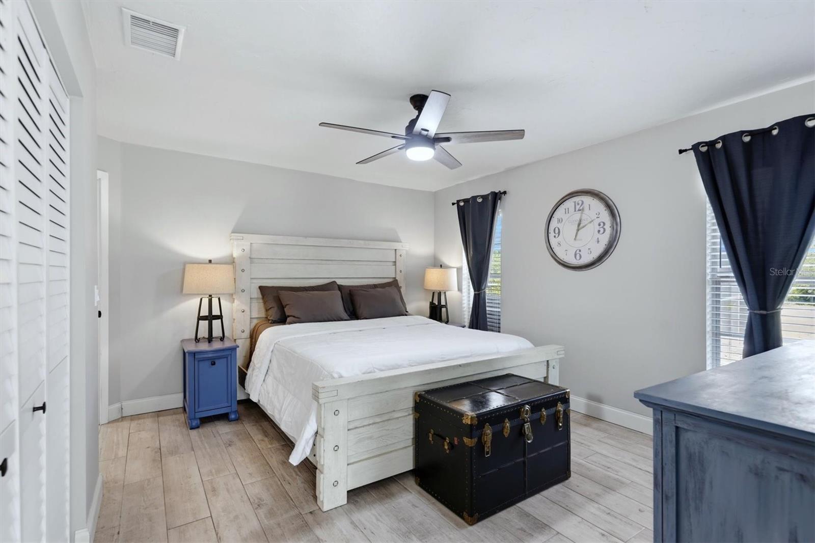 Image 25 of 46 For 1417 70th Street Court E