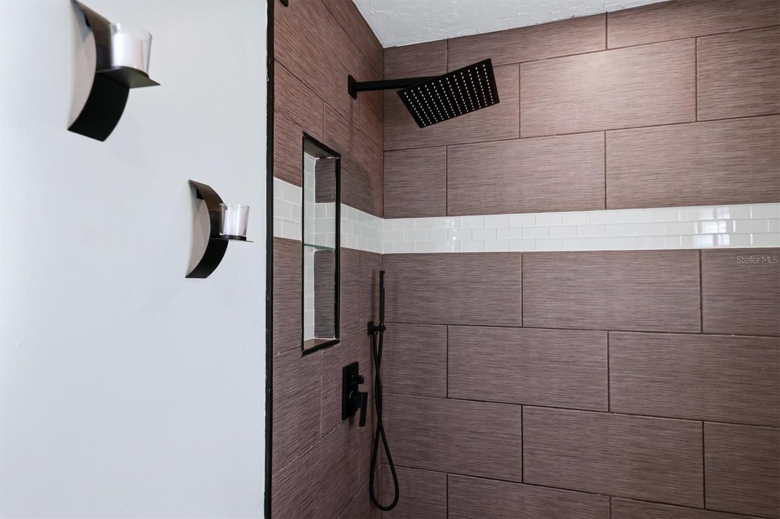 Image 28 of 46 For 1417 70th Street Court E