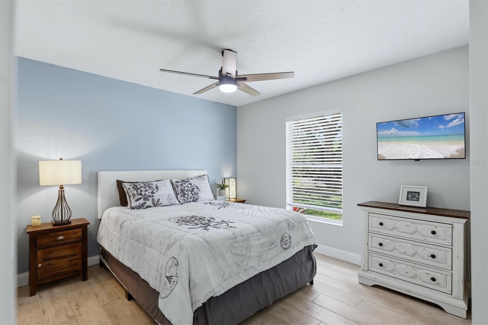 Image 29 of 46 For 1417 70th Street Court E