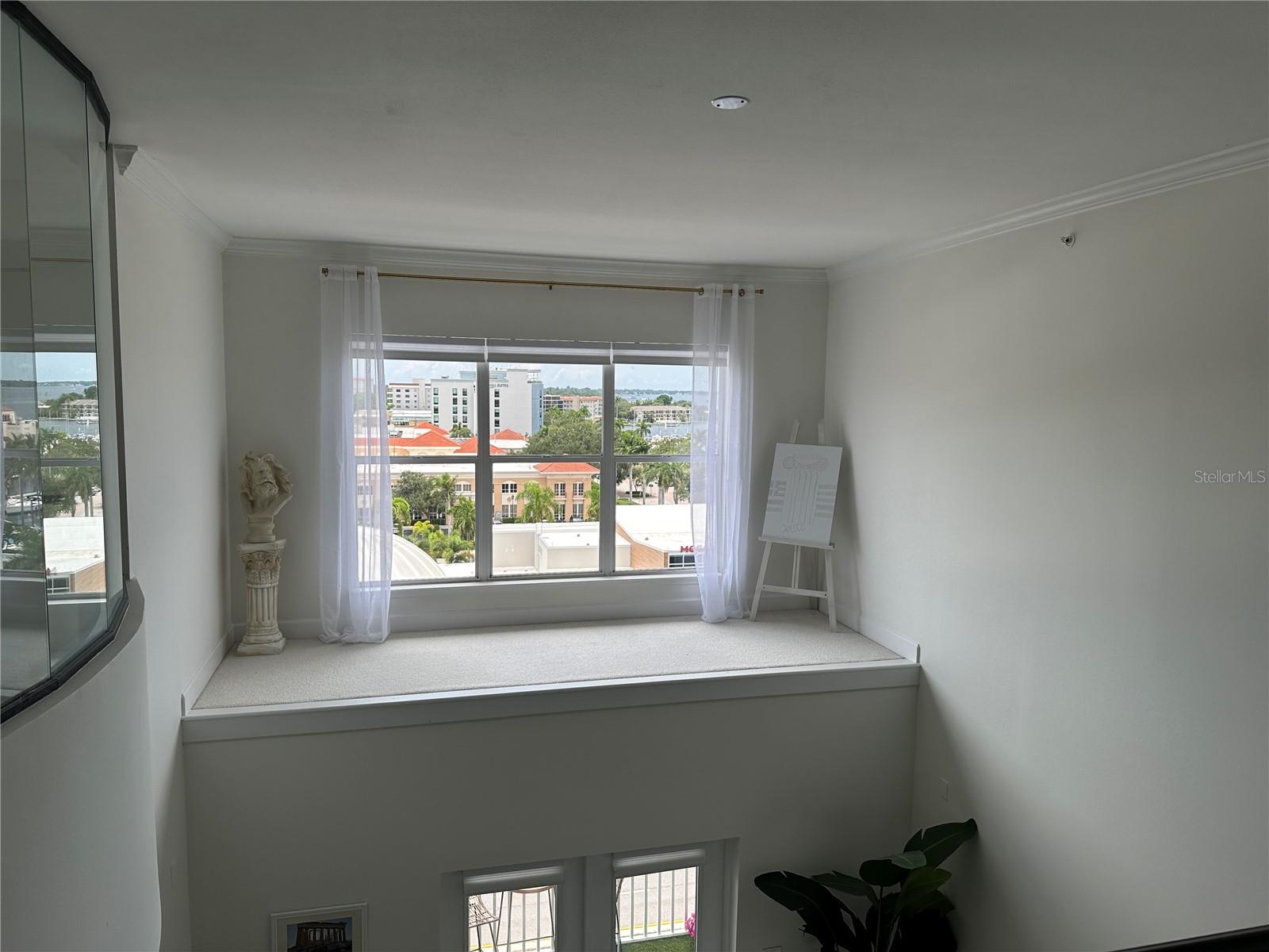 Image 16 of 41 For 808 3rd Avenue W 701