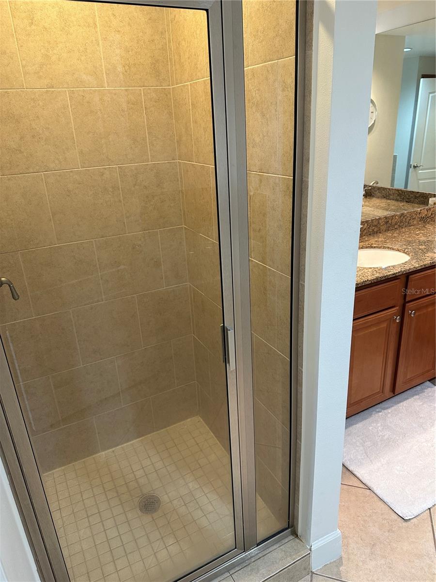 Image 21 of 41 For 808 3rd Avenue W 701