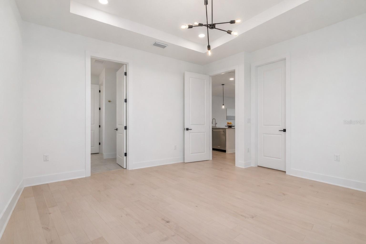 Image 16 of 56 For 18881 Daybreak Drive