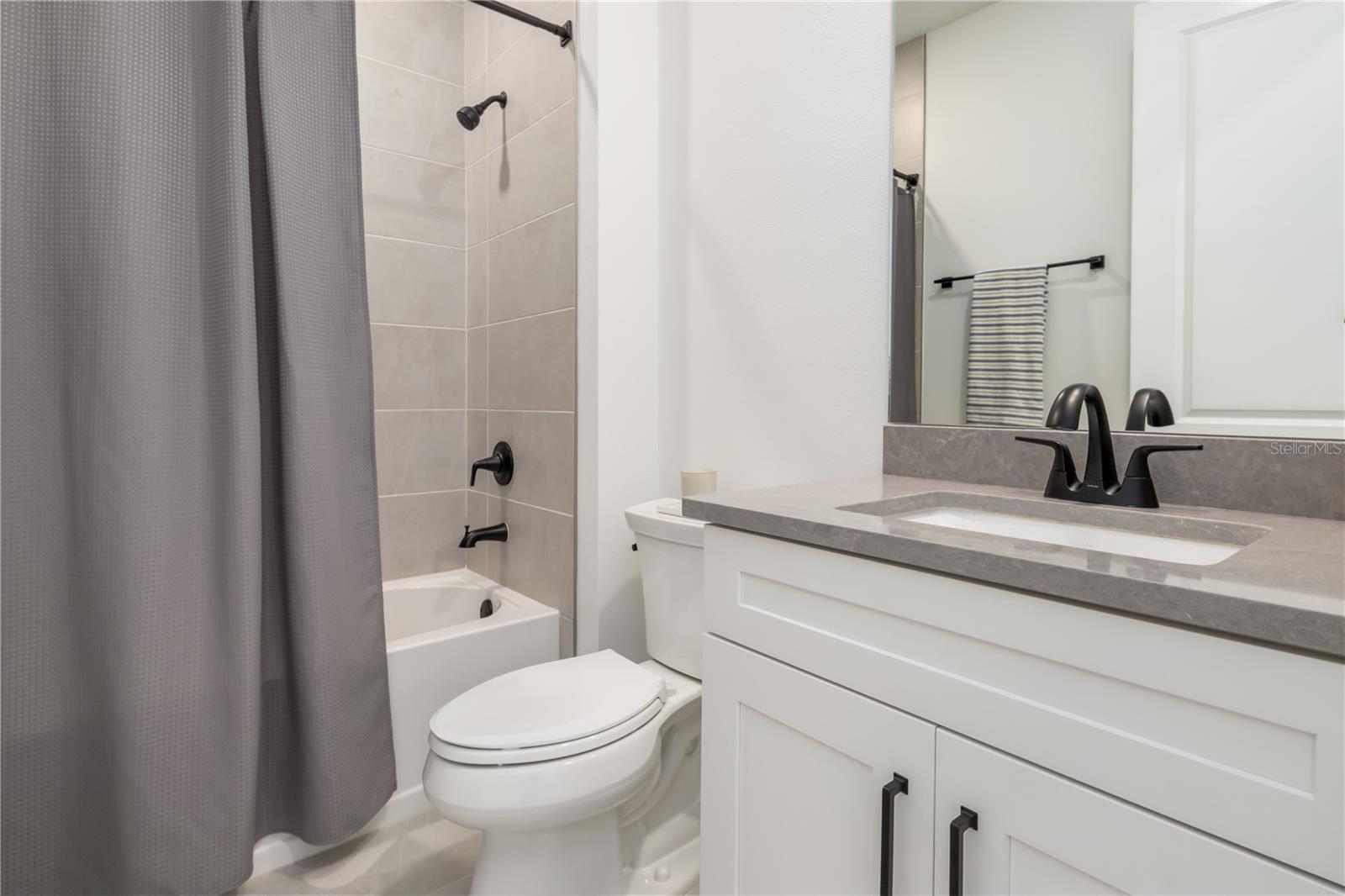 Image 22 of 56 For 18881 Daybreak Drive