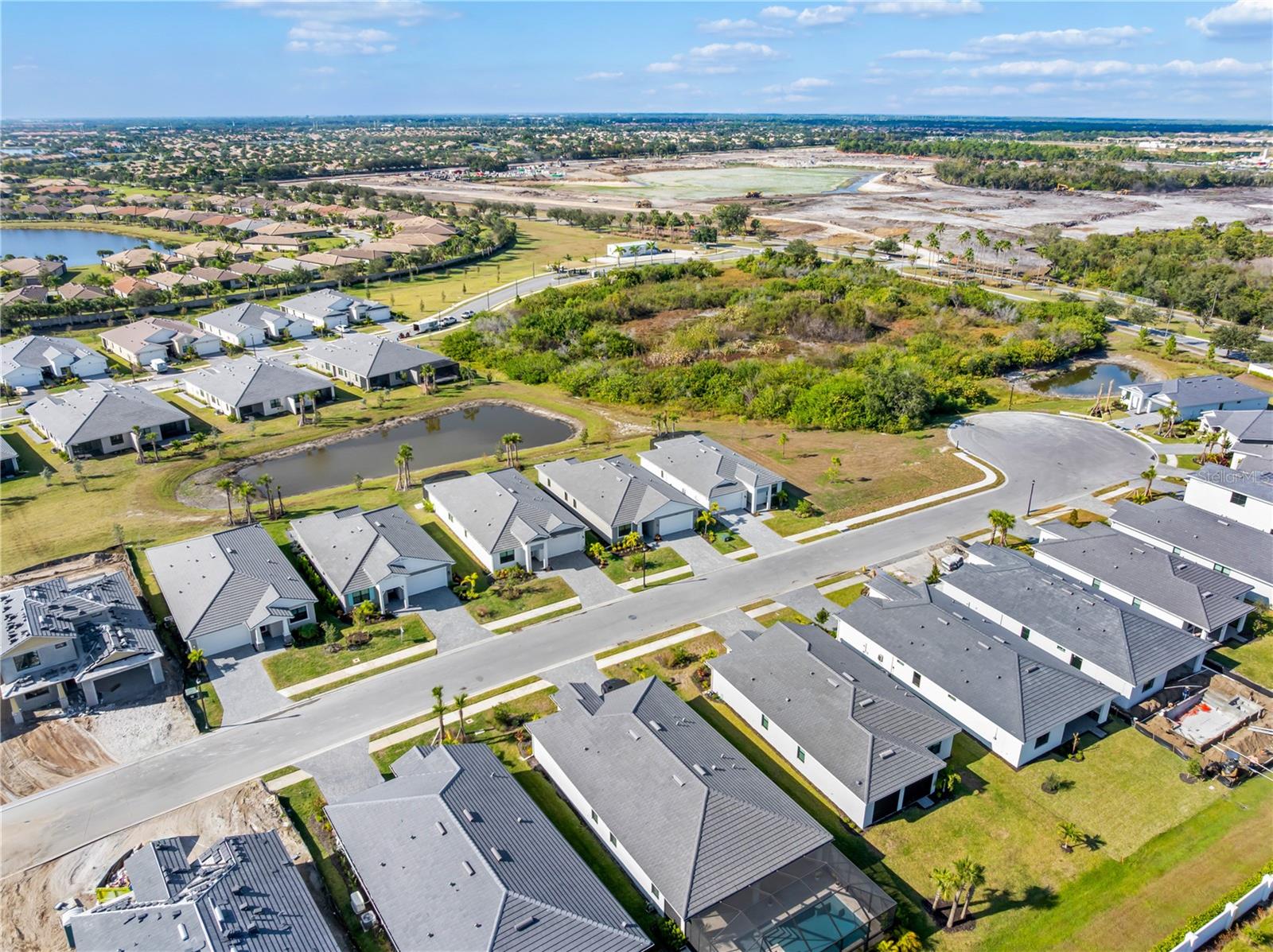 Image 34 of 56 For 18881 Daybreak Drive