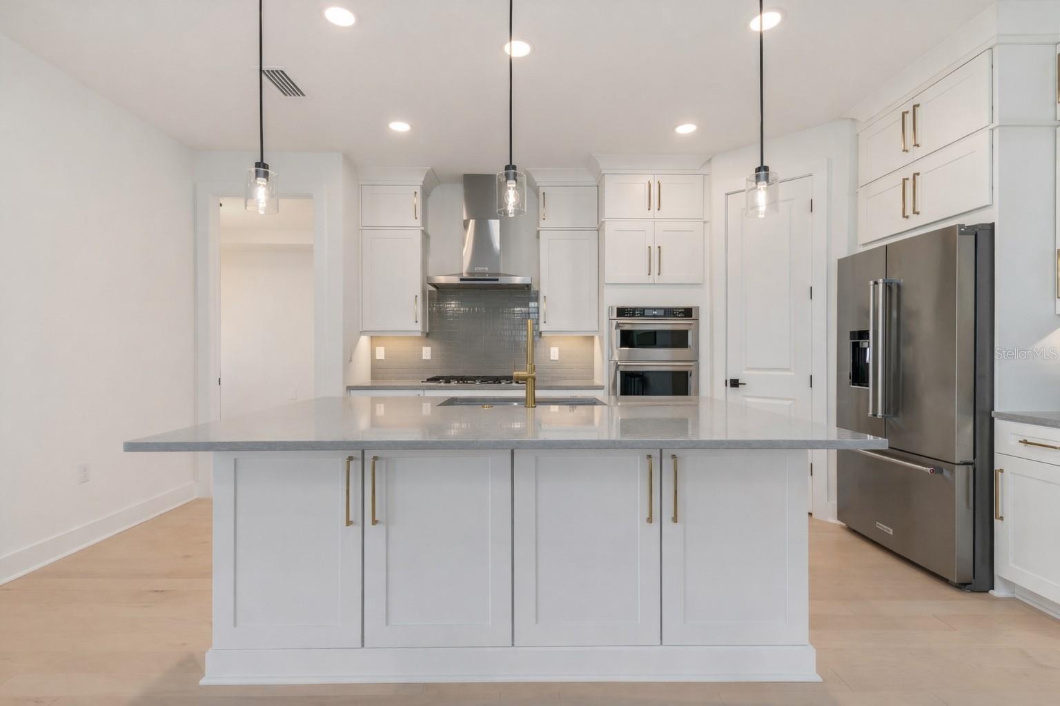 Image 9 of 56 For 18881 Daybreak Drive