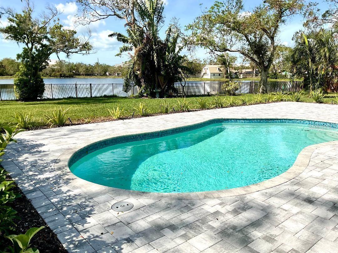 Image 5 of 7 For 4230 Shady Oaks Court