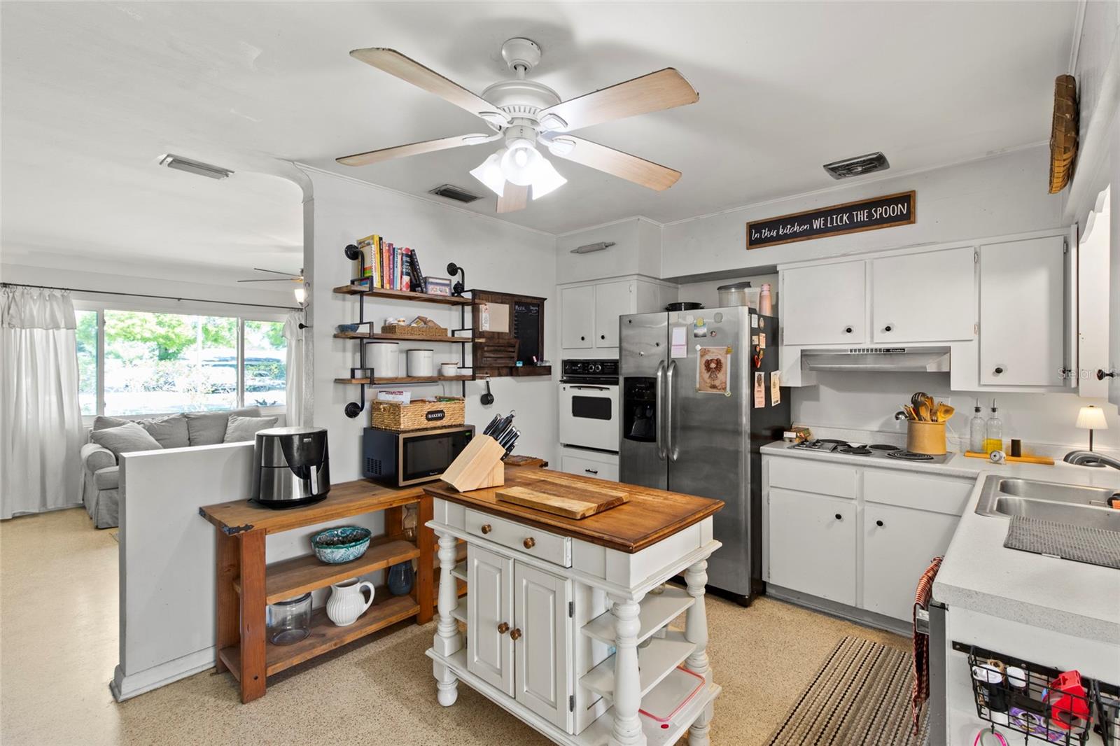 Image 3 of 19 For 1361 Belleair Road