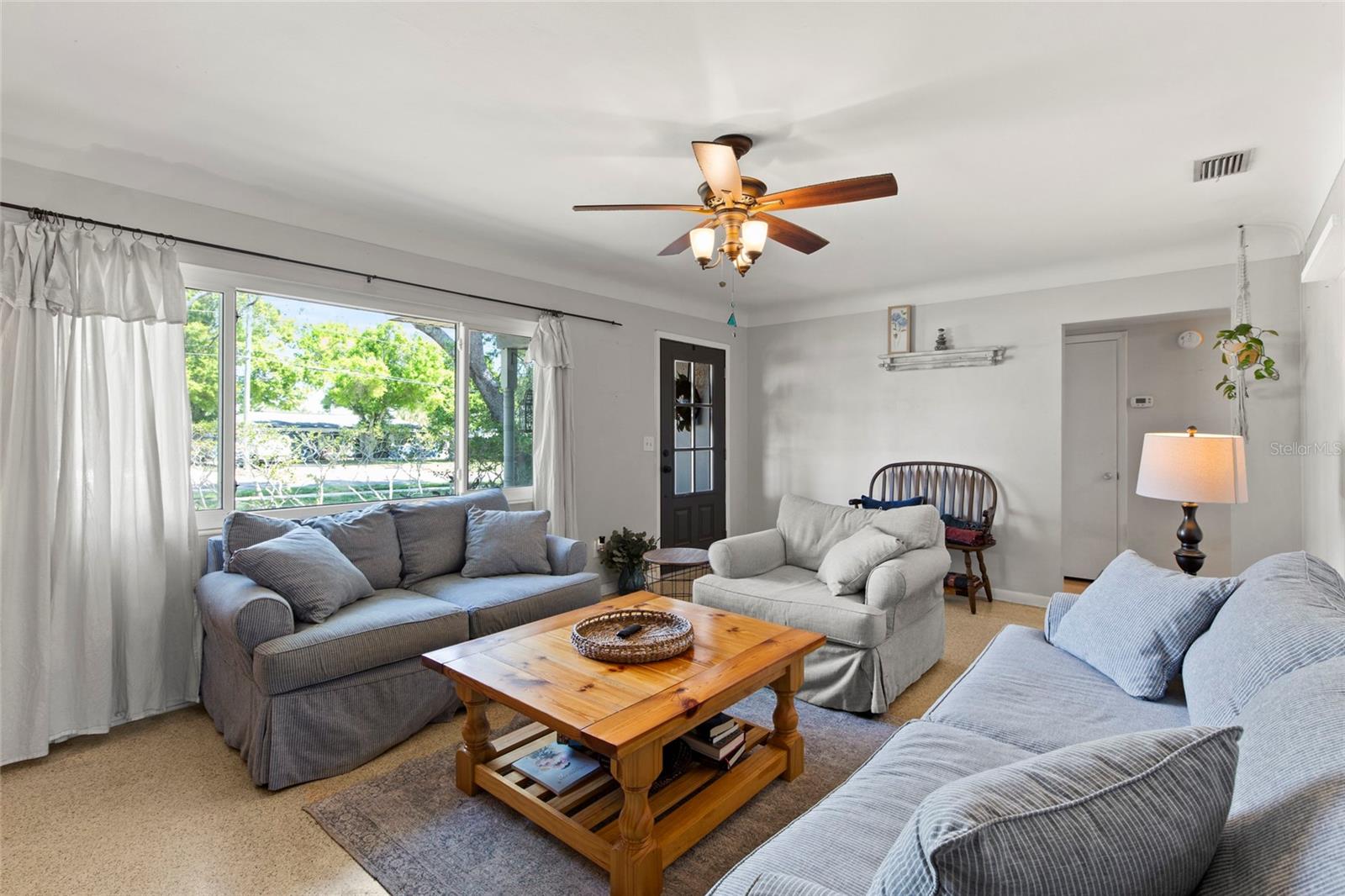 Image 4 of 19 For 1361 Belleair Road