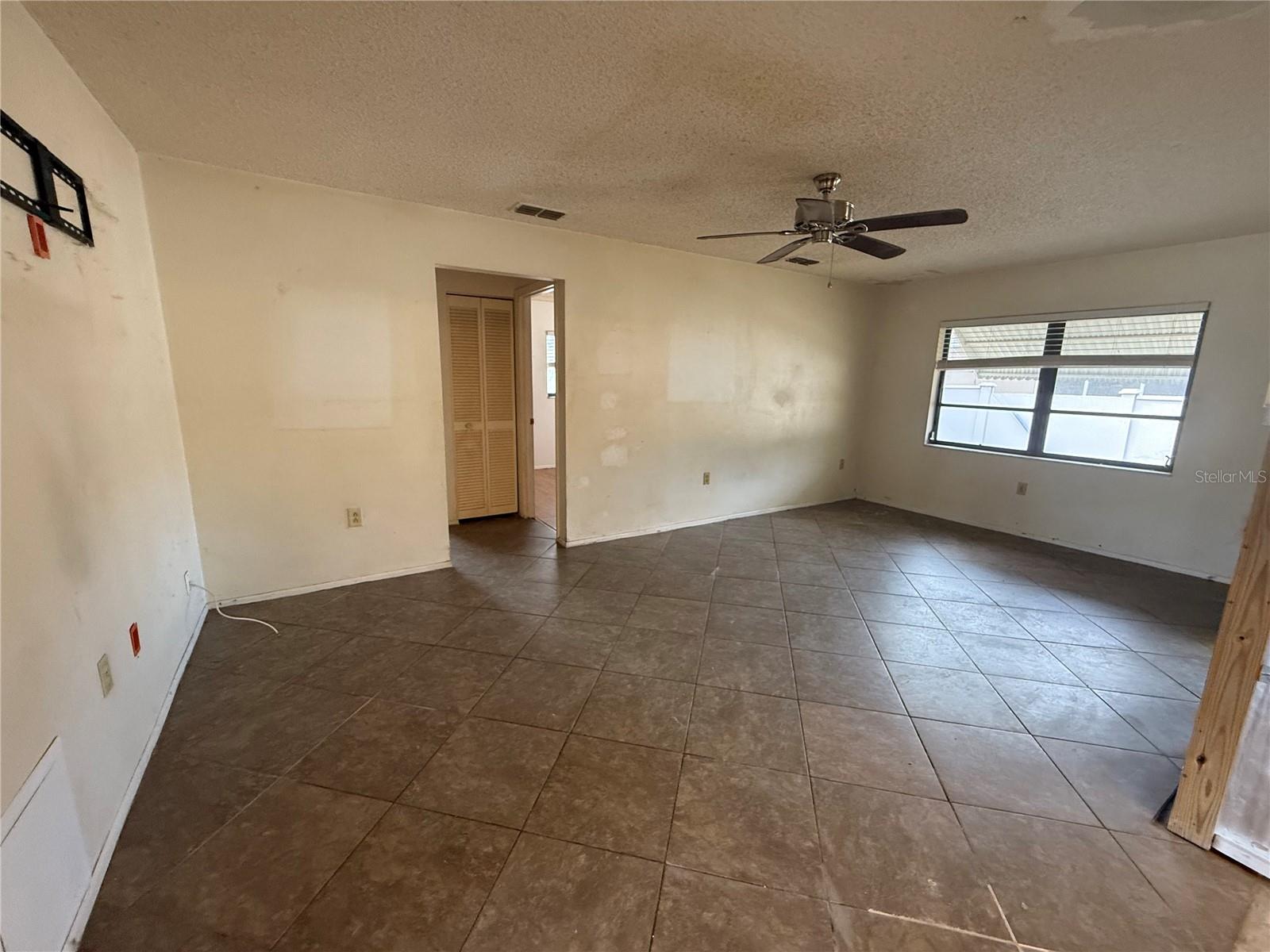 Image 12 of 39 For 116 1st Avenue