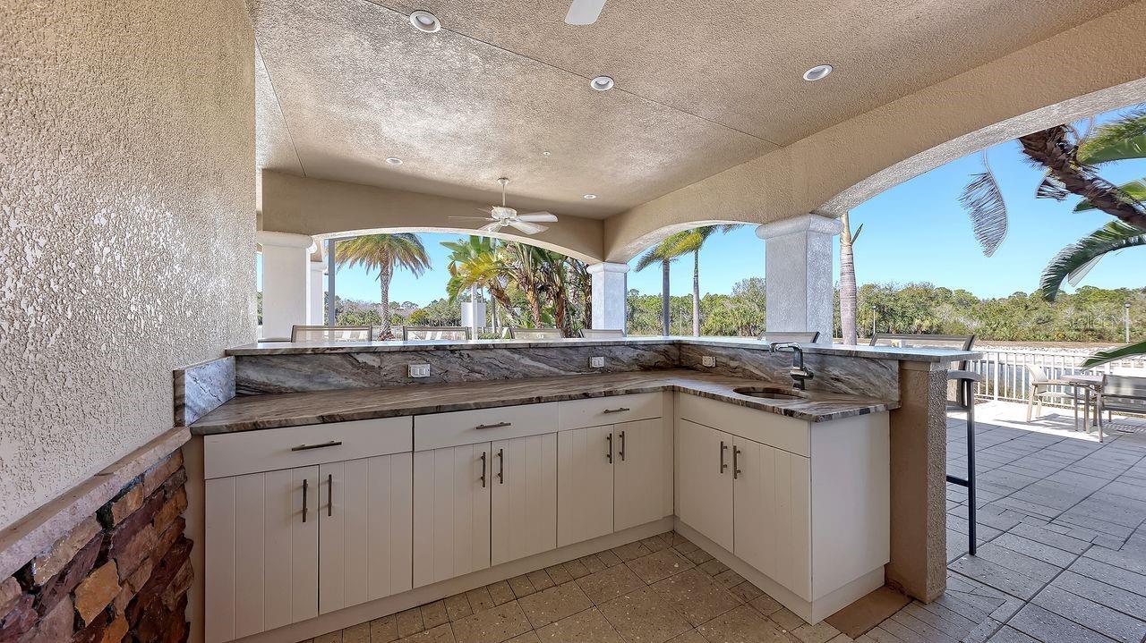 Image 32 of 57 For 10530 Boardwalk Loop 503