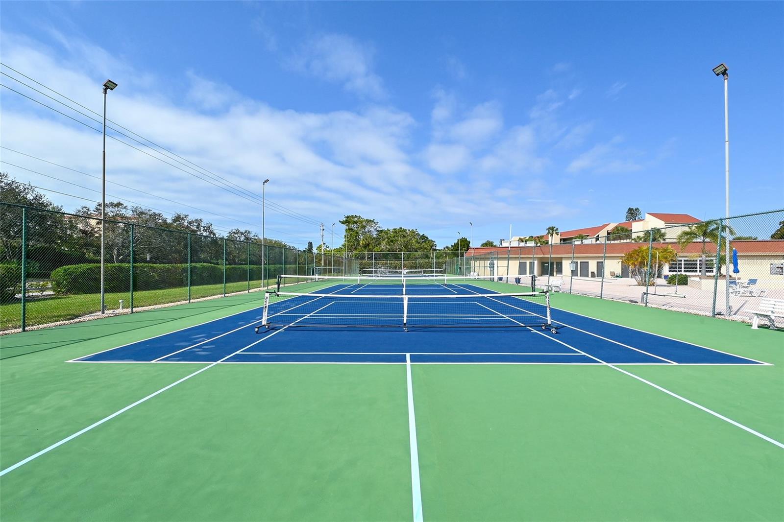 Image 44 of 61 For 4500 Gulf Of Mexico Drive 3