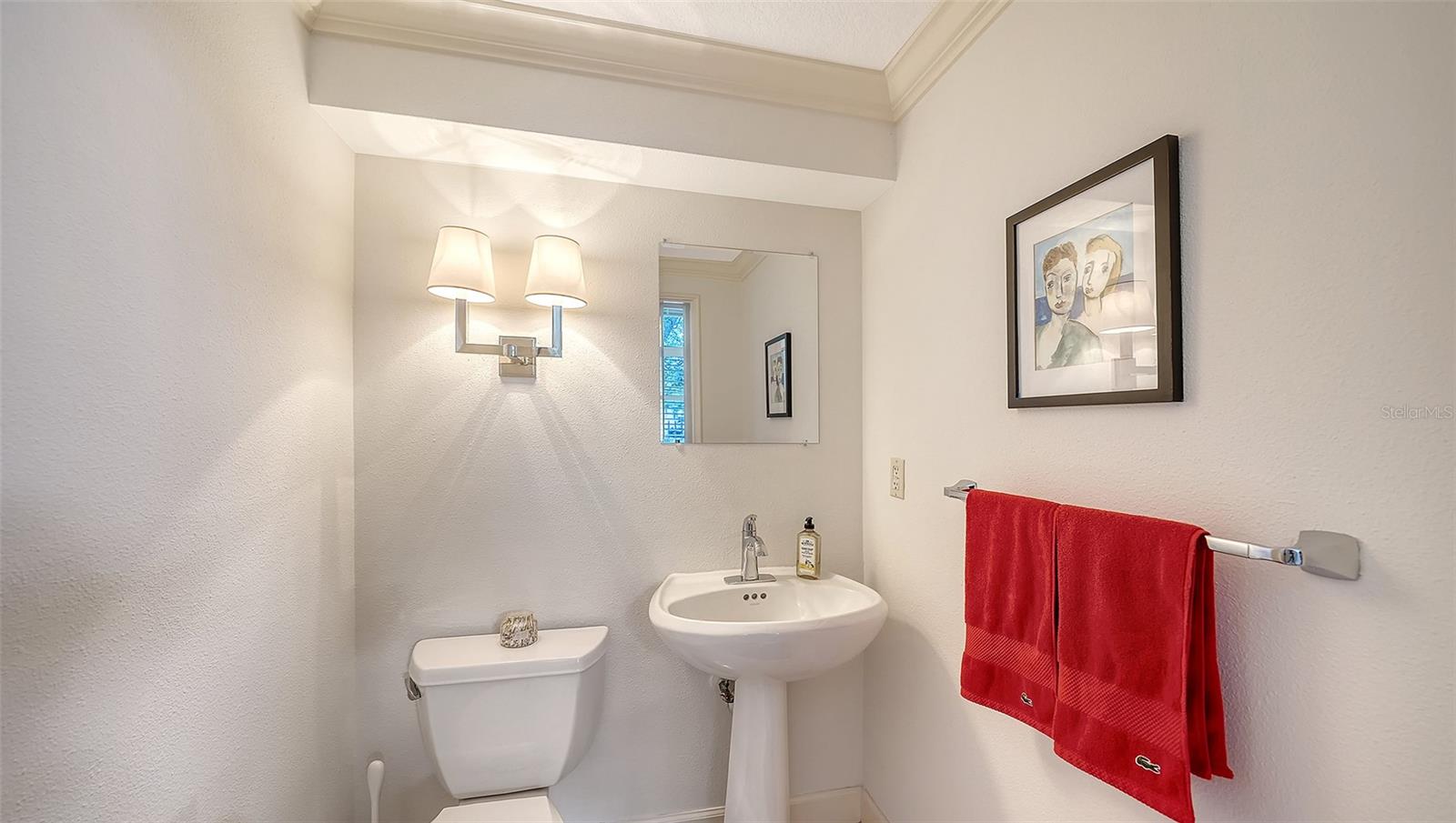 Image 11 of 52 For 200 Cocoanut Avenue 4