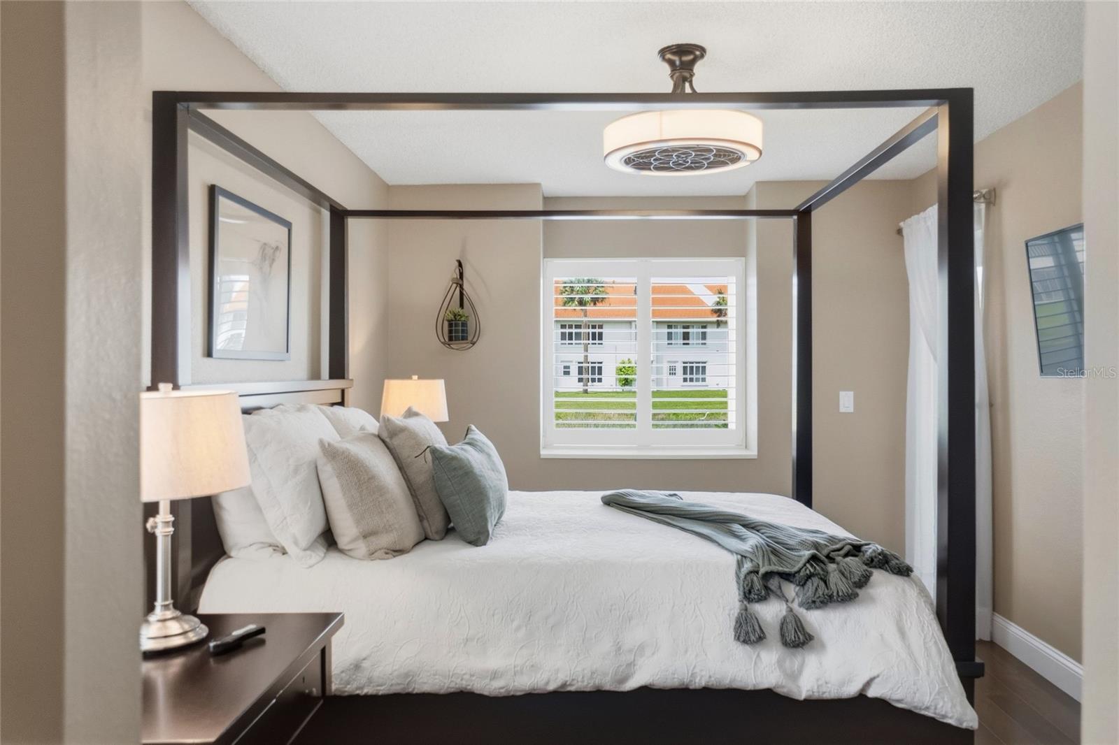 Image 20 of 40 For 4242 Madeira Court 3315